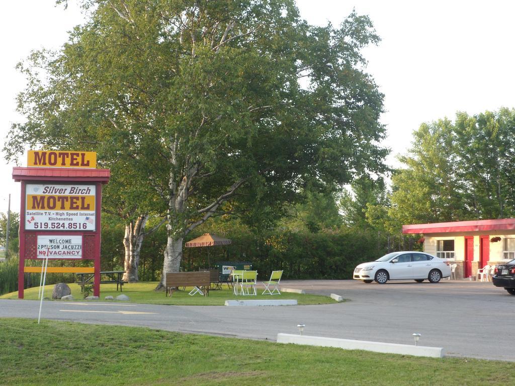 The Silver Birch Motel Goderich Zewnętrze zdjęcie